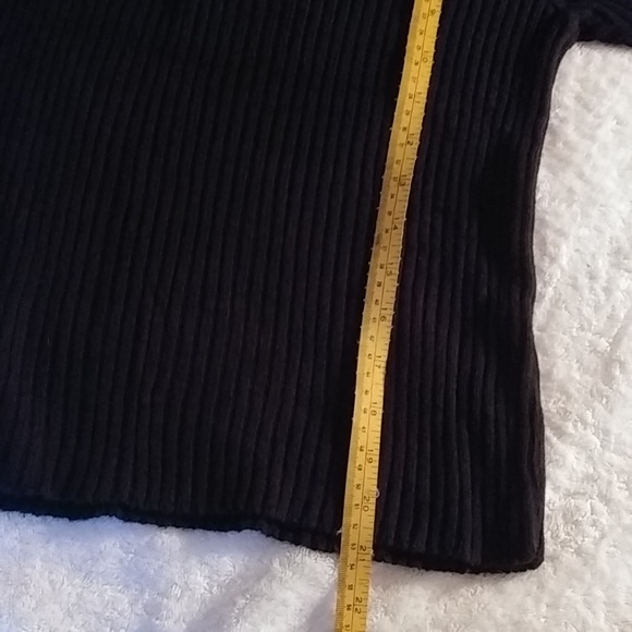 BASICS Tee Shirt - Picture 5 of 5